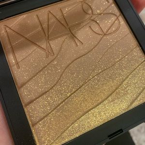 NARS limited edition bronzing powder